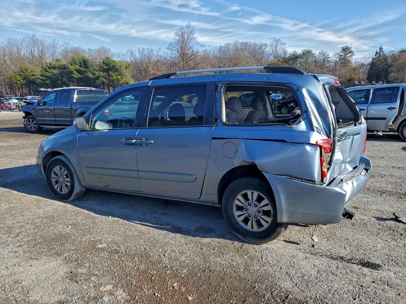Photo 2 from auction – 2011 KIA SEDONA LX with VIN KNDMG4C79B6383028