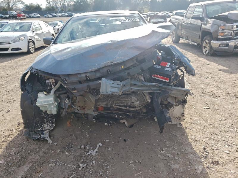 Photo 5 from auction – 2012 FORD FUSION SE with VIN 3FAHP0HA6CR404295