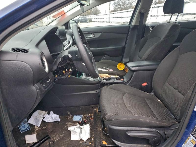 Photo 7 from auction – 2021 KIA FORTE FE with VIN 3KPF24AD7ME346072