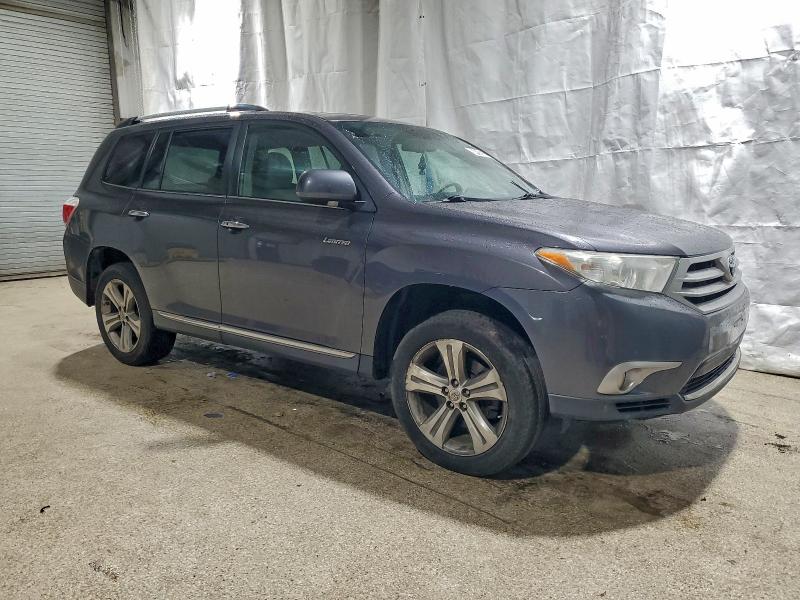 Photo 4 from auction – 2013 TOYOTA HIGHLANDER with VIN 5TDDK3EH1DS180720