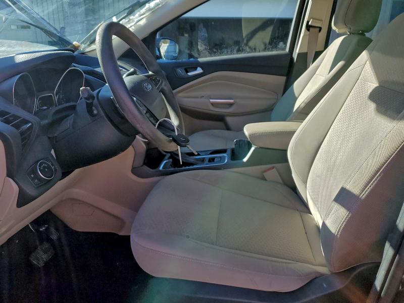 Photo 7 from auction – 2017 FORD ESCAPE SE with VIN 1FMCU9GD2HUC04300