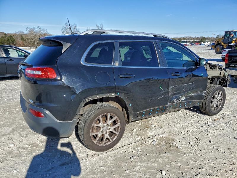 Photo 3 from auction – 2018 JEEP CHEROKEE L with VIN 1C4PJLCB6JD531692