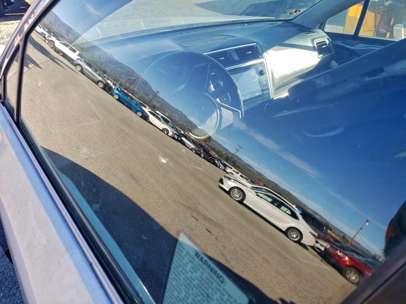 Photo 8 from auction – 2018 SUBARU OUTBACK 3. with VIN 4S4BSENC4J3205660