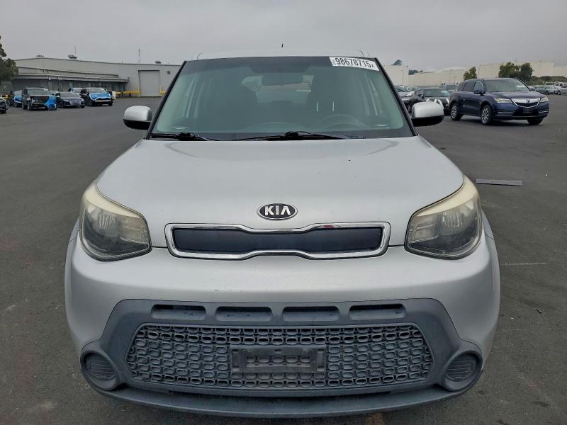 Photo 5 from auction – 2014 KIA SOUL with VIN KNDJN2A28E7703409