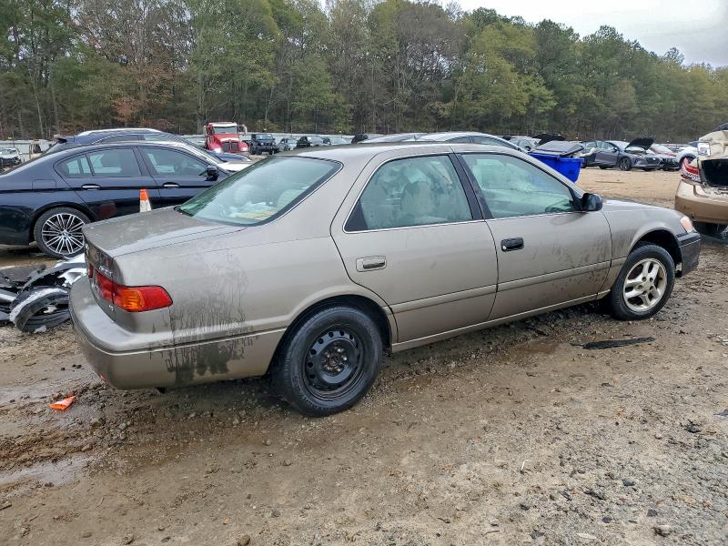 Photo 3 from auction – 2001 TOYOTA CAMRY LE with VIN 4T1BF22KX1U126874