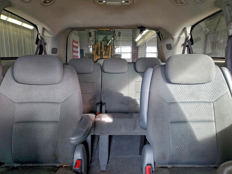 Photo 10 from auction – 2010 CHRYSLER TOWN & COU with VIN 2A4RR5D13AR250511