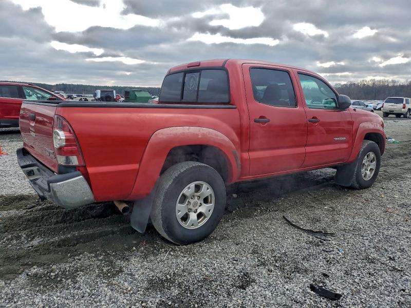Photo 3 from auction – 2011 TOYOTA TACOMA DOU with VIN 3TMJU4GN2BM114633