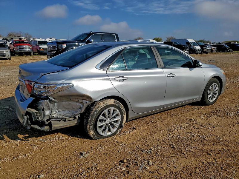 Photo 3 from auction – 2015 TOYOTA CAMRY LE with VIN 4T1BF1FK7FU035217