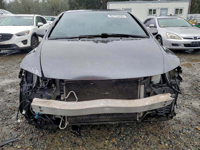 Photo 5 from auction – 2010 HONDA CIVIC EXL with VIN 19XFA1F98AE061544