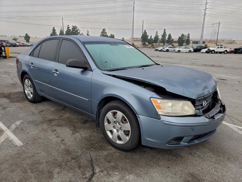Photo 4 from auction – 2010 HYUNDAI SONATA with VIN 5NPET4AC1AH591215