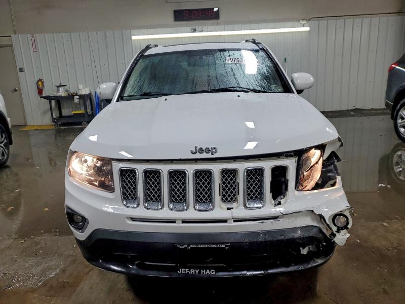 Photo 5 from auction – 2016 JEEP COMPASS LA with VIN 1C4NJCEA6GD716135