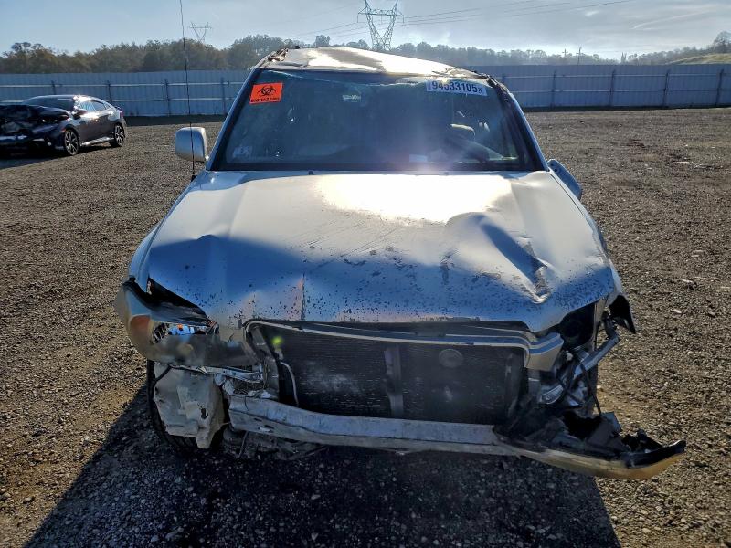 Photo 5 from auction – 2005 TOYOTA HIGHLANDER with VIN JTEEP21A550098711