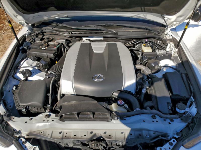صورة رقم 11 من المزاد - 2018 LEXUS IS 350 مع VIN JTHBZ1D28J5032102