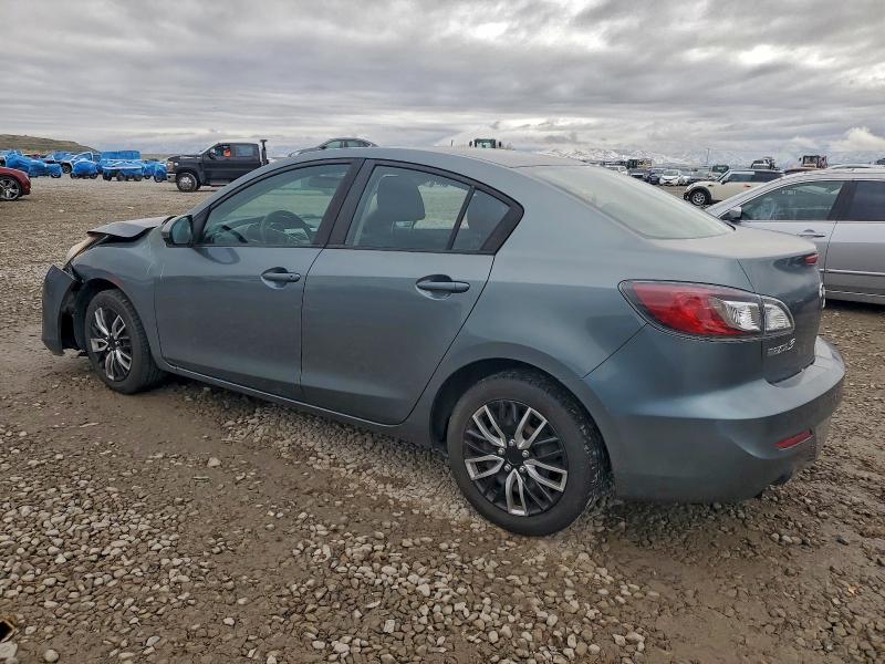 Photo 2 from auction – 2013 MAZDA 3 I with VIN JM1BL1TF9D1754908