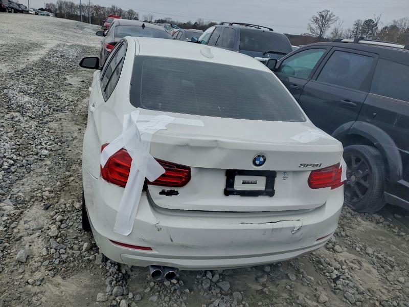 Photo 6 from auction – 2013 BMW 328 I with VIN WBA3A5G59DNP25689