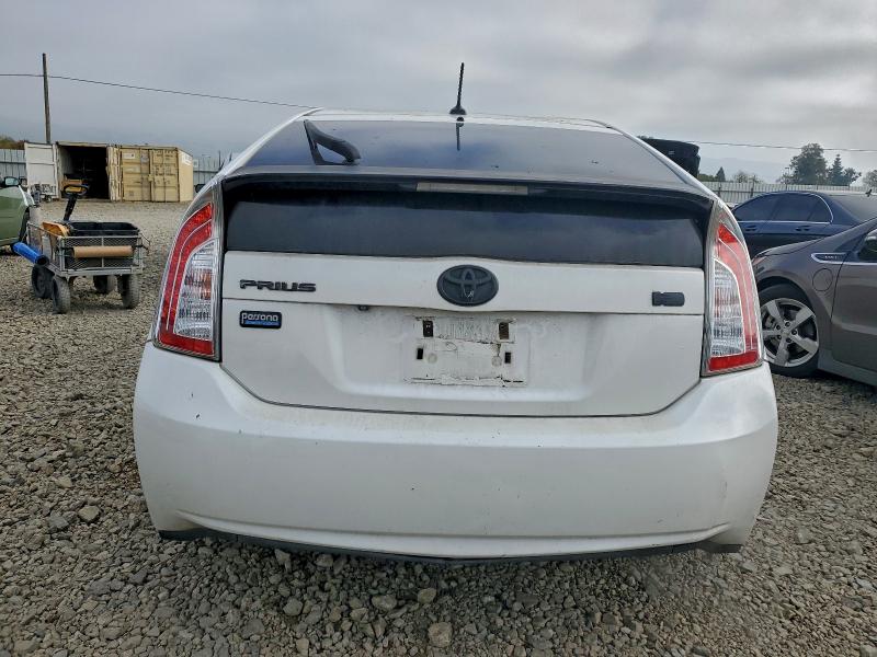 Photo 6 from auction – 2013 TOYOTA PRIUS with VIN JTDKN3DU6D5571591