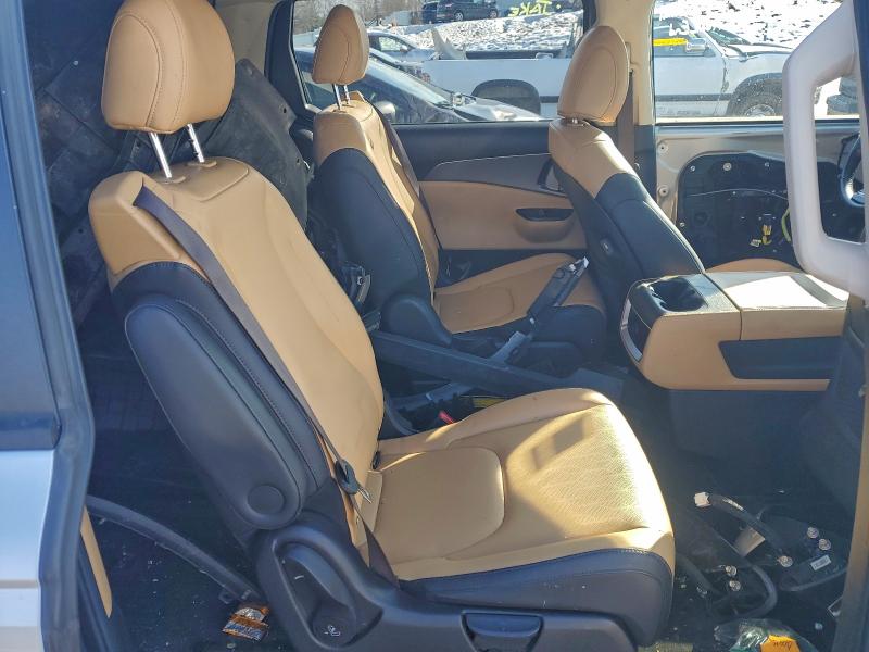 Photo 11 from auction – 2022 KIA CARNIVAL L with VIN KNDNB4H33N6091629