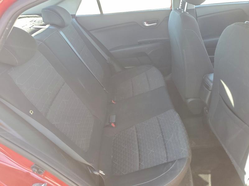 Photo 10 from auction – 2018 KIA RIO LX with VIN 3KPA24AB4JE079669