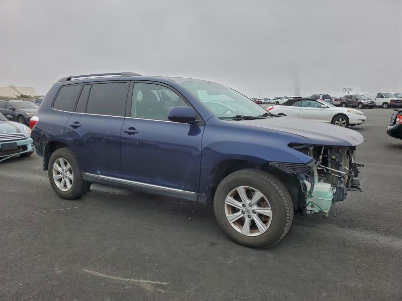 Photo 4 from auction – 2012 TOYOTA HIGHLANDER with VIN 5TDBK3EH1CS138666