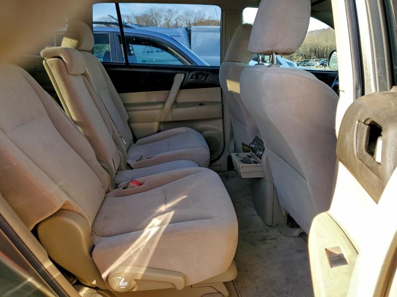 Photo 11 from auction – 2009 TOYOTA HIGHLANDER with VIN JTEES41A992147882