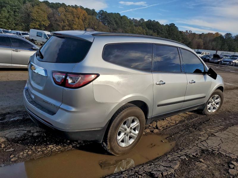 Photo 3 from auction – 2016 CHEVROLET TRAVERSE L with VIN 1GNKRFKD4GJ302016