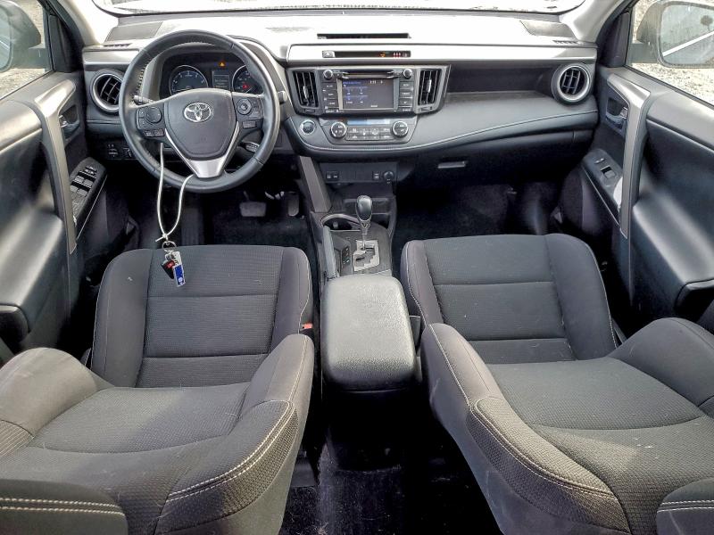 Photo 8 from auction – 2018 TOYOTA RAV4 ADVEN with VIN 2T3RFREV8JW729777