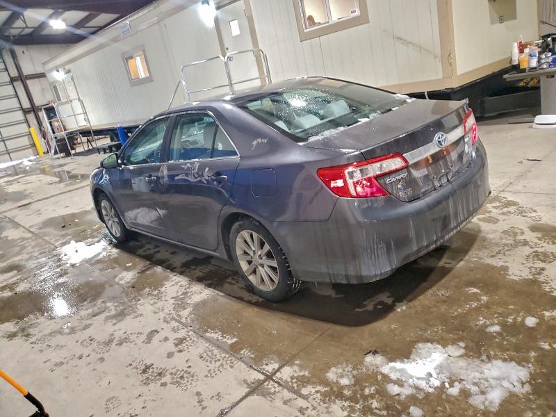 Photo 2 from auction – 2013 TOYOTA CAMRY HYBR with VIN 4T1BD1FK2DU065731