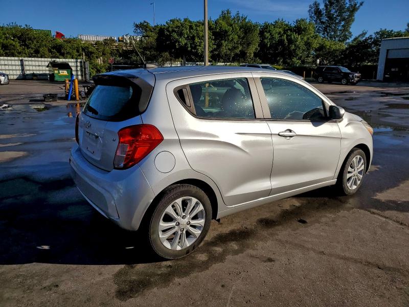 Photo 3 from auction – 2018 CHEVROLET SPARK 1LT with VIN KL8CD6SA3JC457470
