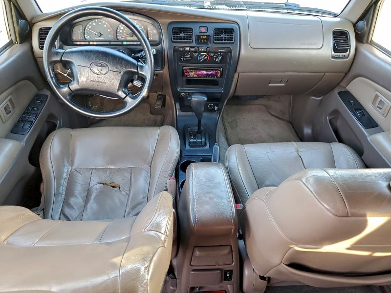 Photo 8 from auction – 2002 TOYOTA 4RUNNER SR with VIN JT3GN86R520249907