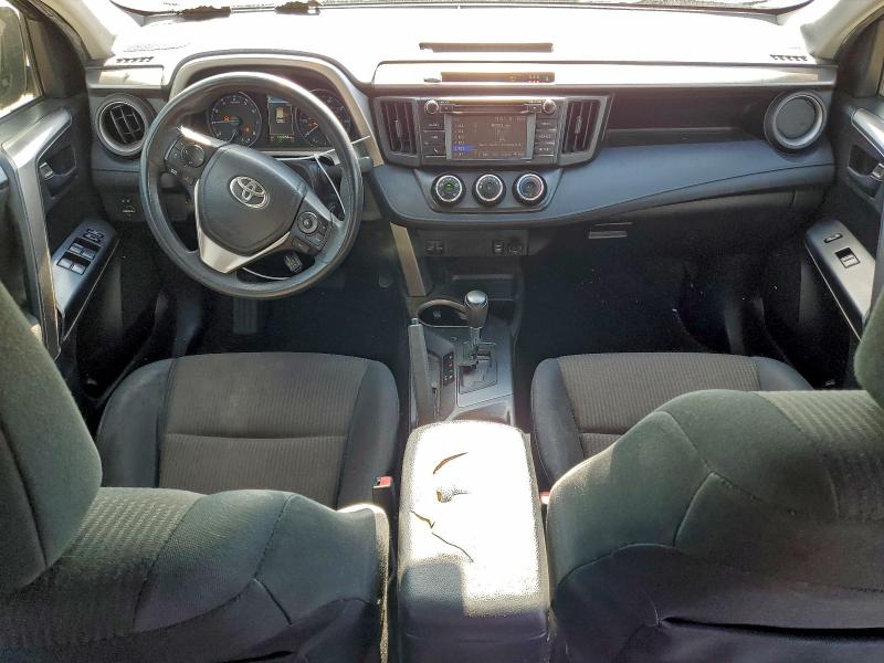 Photo 8 from auction – 2017 TOYOTA RAV4 LE with VIN JTMZFREV7HJ704331