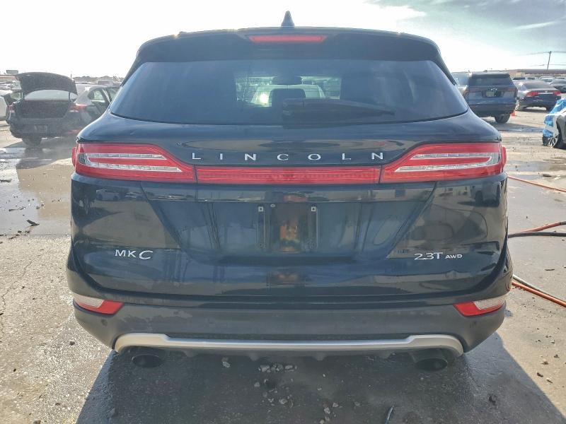 Photo 6 from auction – 2017 LINCOLN MKC RESERV with VIN 5LMTJ3DH0HUL28463