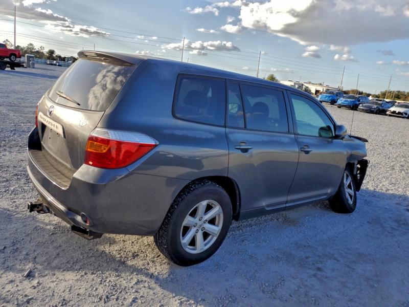 Photo 3 from auction – 2010 TOYOTA HIGHLANDER with VIN 5TDZK3EH5AS010961