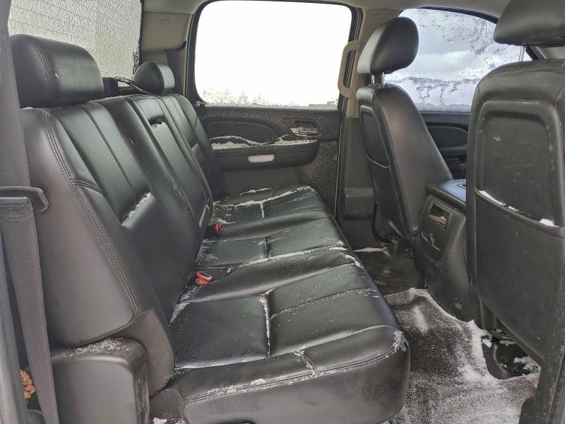 Photo 10 from auction – 2011 GMC SIERRA K15 with VIN 3GTU2WE2XBG223895