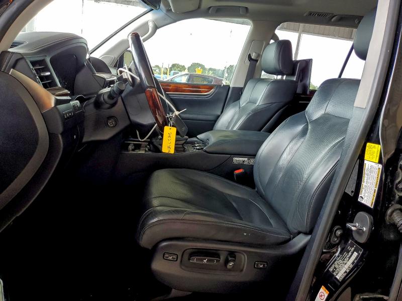 Photo 7 from auction – 2017 LEXUS LX 570 with VIN JTJHY7AX9H4228628