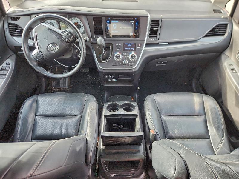 Photo 8 from auction – 2016 TOYOTA SIENNA with VIN 5TDXK3DC0GS731288
