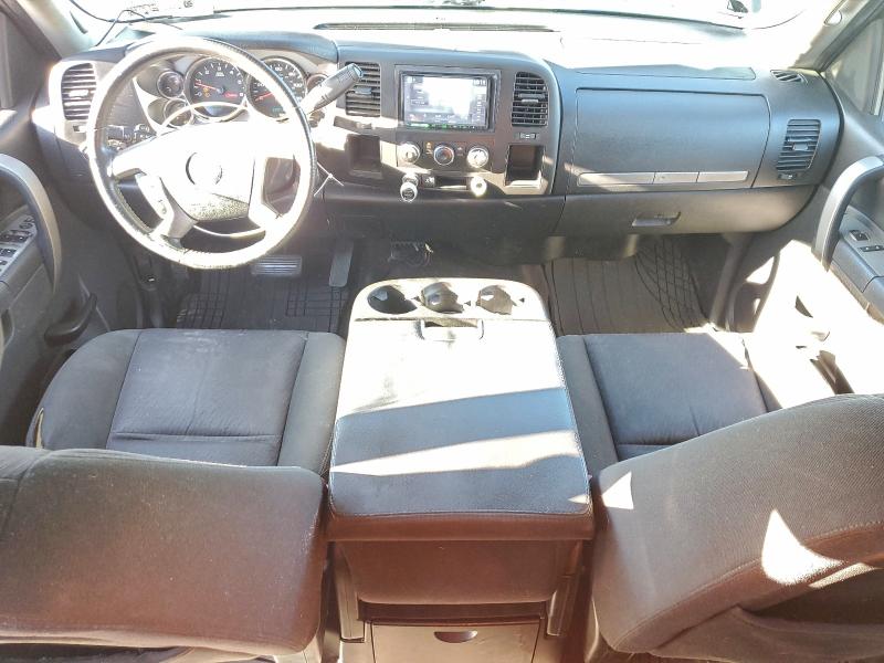 Photo 8 from auction – 2011 CHEVROLET SILVERADO with VIN 1GCRCSE08BZ197193