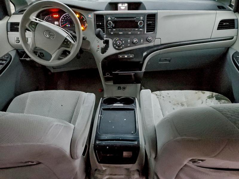 Photo 8 from auction – 2011 TOYOTA SIENNA LE with VIN 5TDKK3DC1BS154659