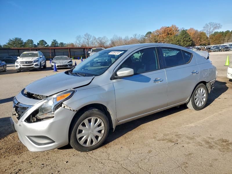 NISSAN VERSA S 2016 with VIN 3N1CN7AP8GL862417 - Photo from auction