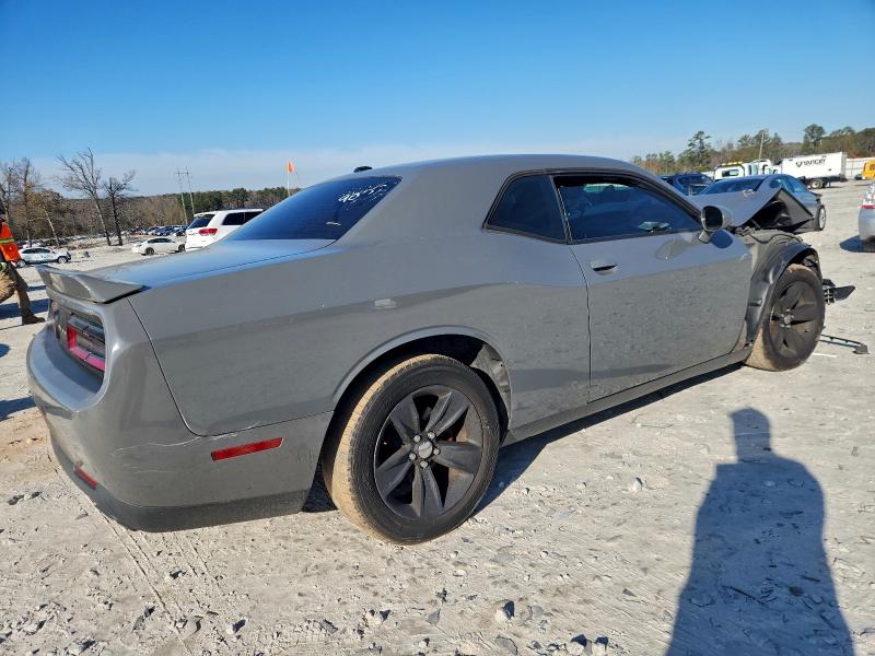 Photo 3 from auction – 2018 DODGE CHALLENGER with VIN 2C3CDZAG5JH339002