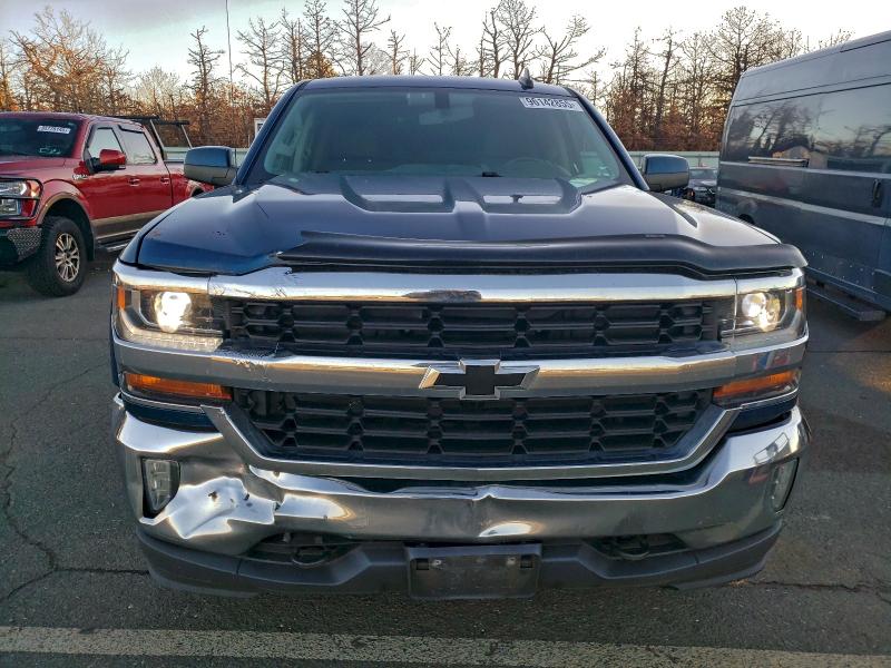 Photo 5 from auction – 2018 CHEVROLET SILVERADO with VIN 1GCUKRECXJF226497