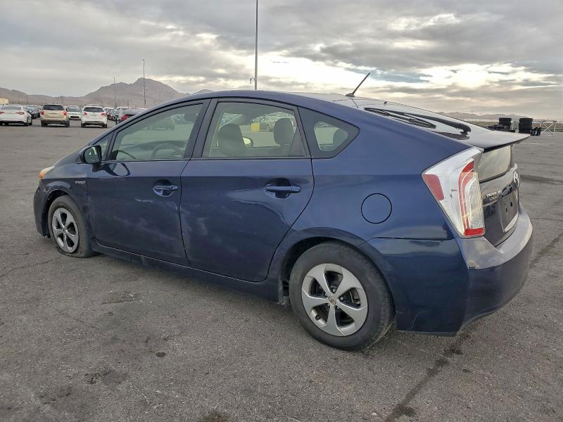 Photo 2 from auction – 2013 TOYOTA PRIUS with VIN JTDKN3DU9D0350063