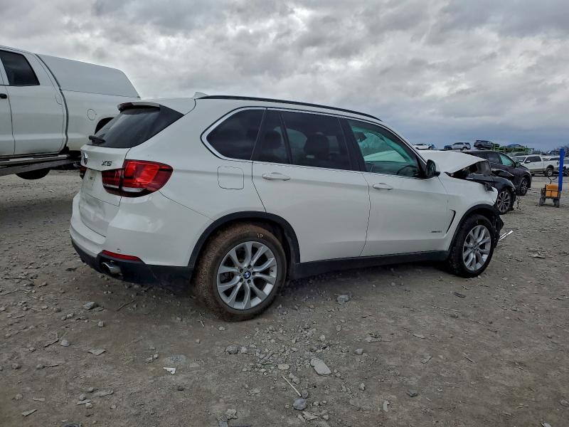 Photo 3 from auction – 2016 BMW X5 XDRIVE3 with VIN 5UXKR0C57G0U11166