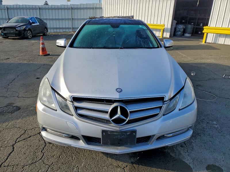 Photo 5 from auction – 2012 MERCEDES-BENZ E with VIN WDDKJ5KB7CF171904