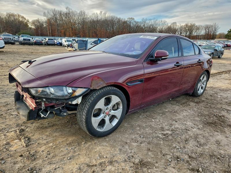 JAGUAR XE 2017 с VIN SAJAR4BG4HA963857 - Фото с аукциона