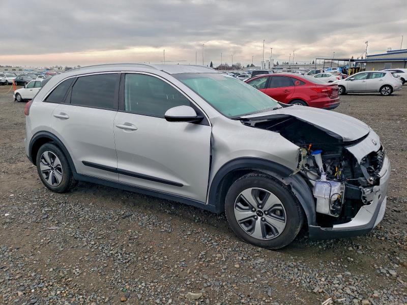Photo 4 from auction – 2020 KIA NIRO LX with VIN KNDCB3LC8L5396183