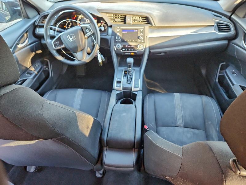 Photo 8 from auction – 2017 HONDA CIVIC LX with VIN 2HGFC2F52HH573930