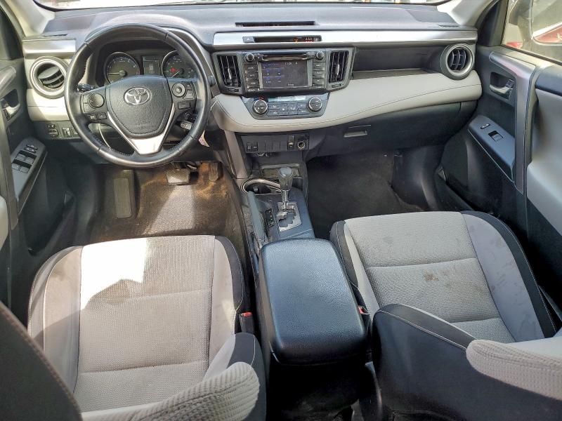 Photo 8 from auction – 2017 TOYOTA RAV4 XLE with VIN JTMRFREV3HJ128446