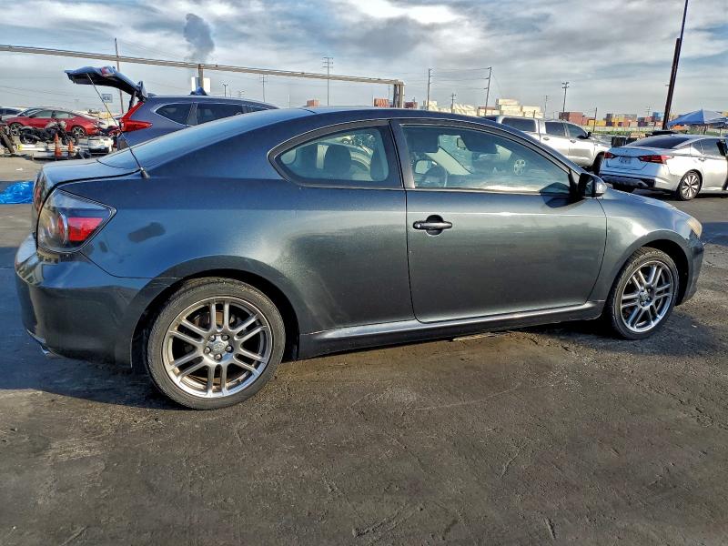 Photo 3 from auction – 2010 TOYOTA SCION TC with VIN JTKDE3B75A0321962