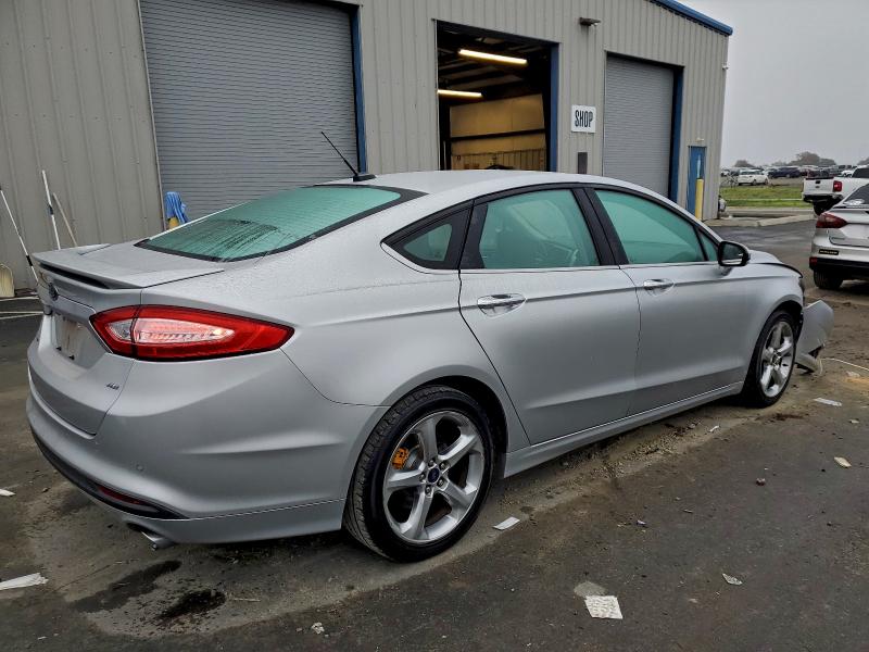 Photo 3 from auction – 2016 FORD FUSION SE with VIN 3FA6P0H72GR144611