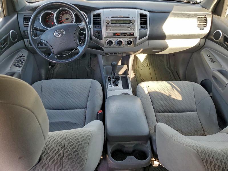 Photo 8 from auction – 2011 TOYOTA TACOMA DOU with VIN 3TMLU4EN9BM062297